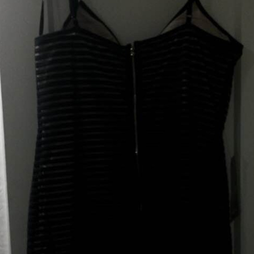 ๐ bebe dress deep v black nude stripes midi dress XL New ๐ - Picture 8 of 8